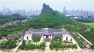 國(guó)家優(yōu)質(zhì)工程：柳州市老年活動(dòng)中心及1、2號(hào)門(mén)衛(wèi)室工程