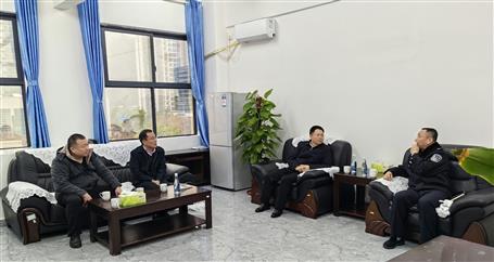 賴(lài)海標(biāo)帶隊(duì)到柳州市公安局經(jīng)偵支隊(duì)交流座談